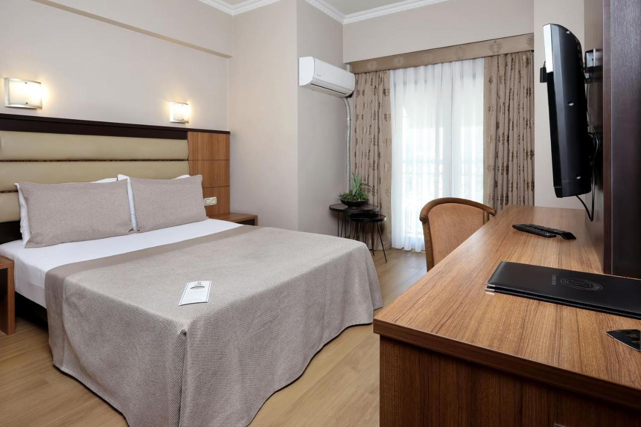 New Balturk Hotel Izmit كوجايِلِ المظهر الخارجي الصورة